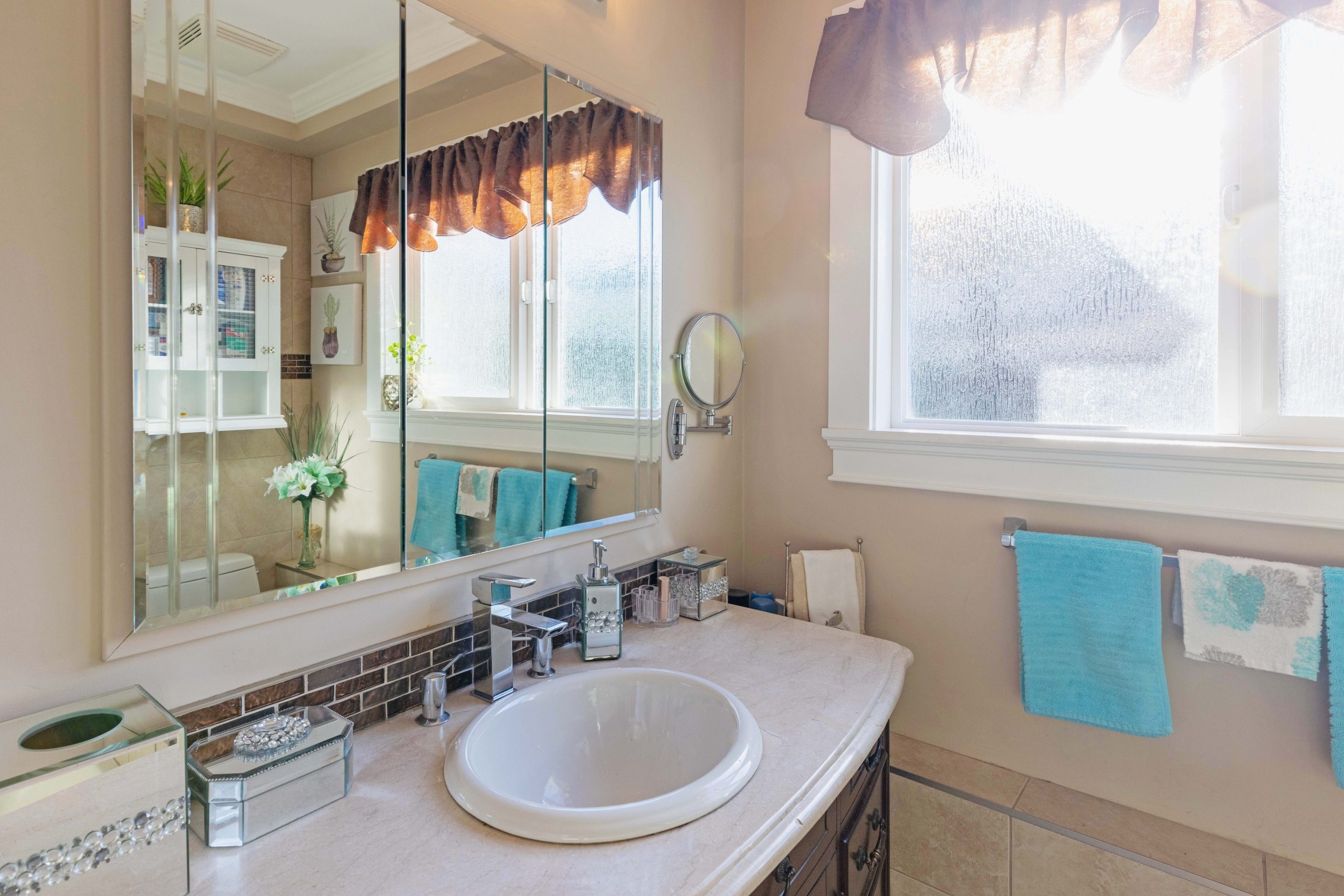 7777 Wright Street, East Burnaby 32
