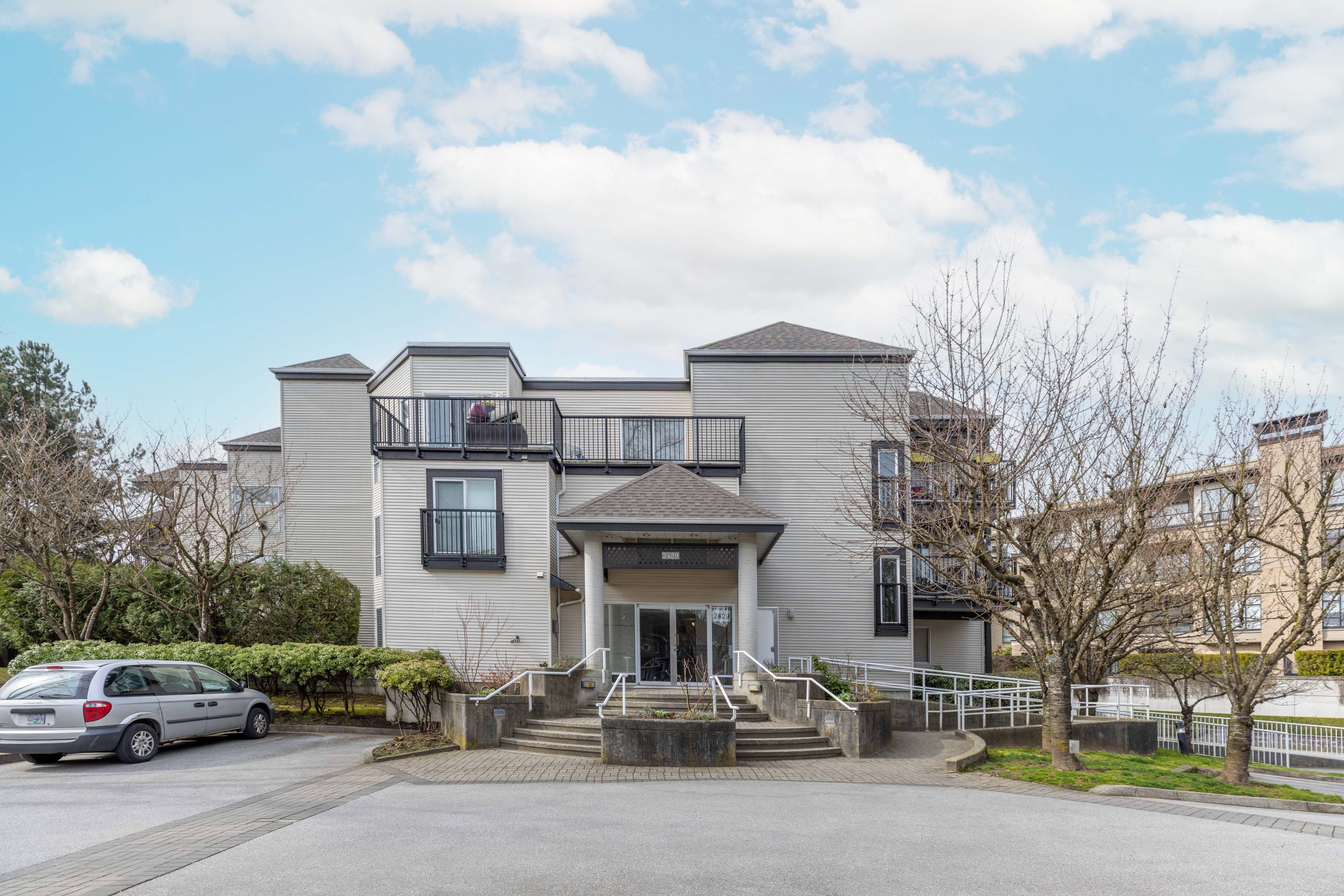 114 2429 Hawthorne Avenue, Central Port Coquitlam