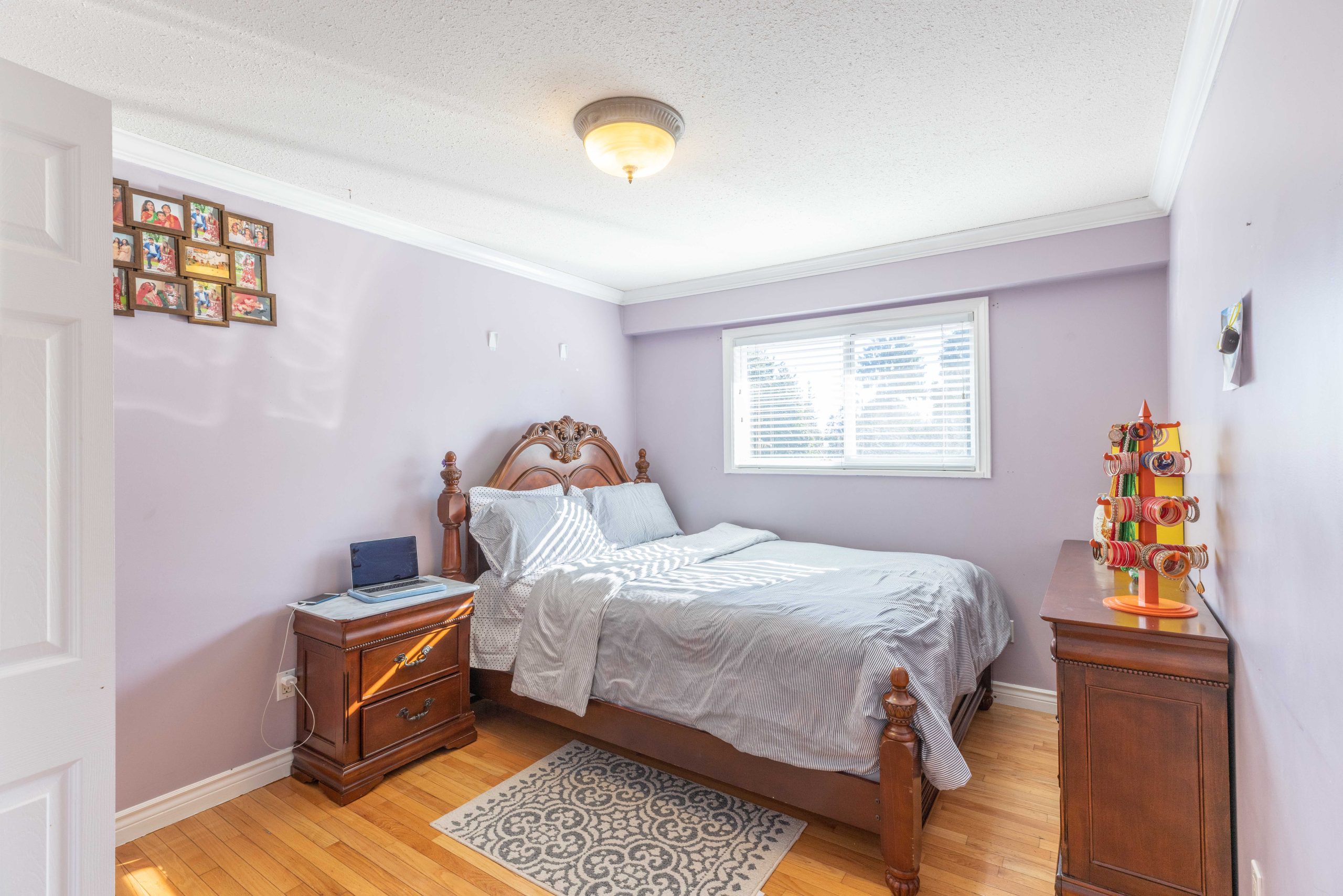 21876 Laurie Avenue, Maple Ridge 21
