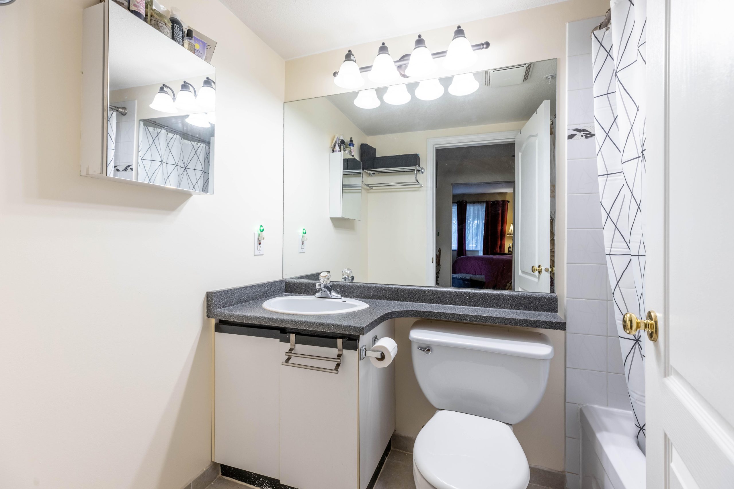 114 2429 Hawthorne Avenue, Central Port Coquitlam 18