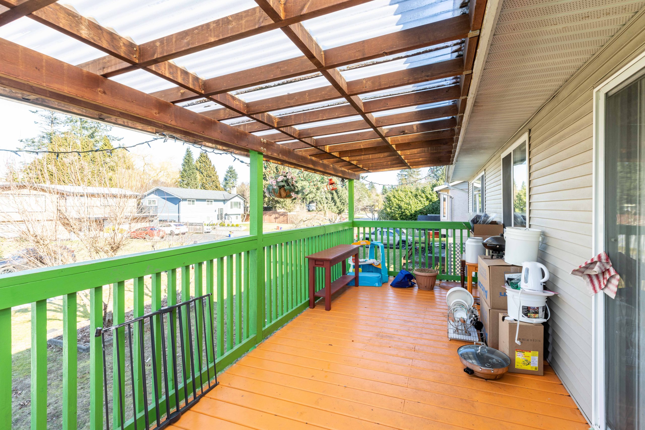 21876 Laurie Avenue, Maple Ridge 25