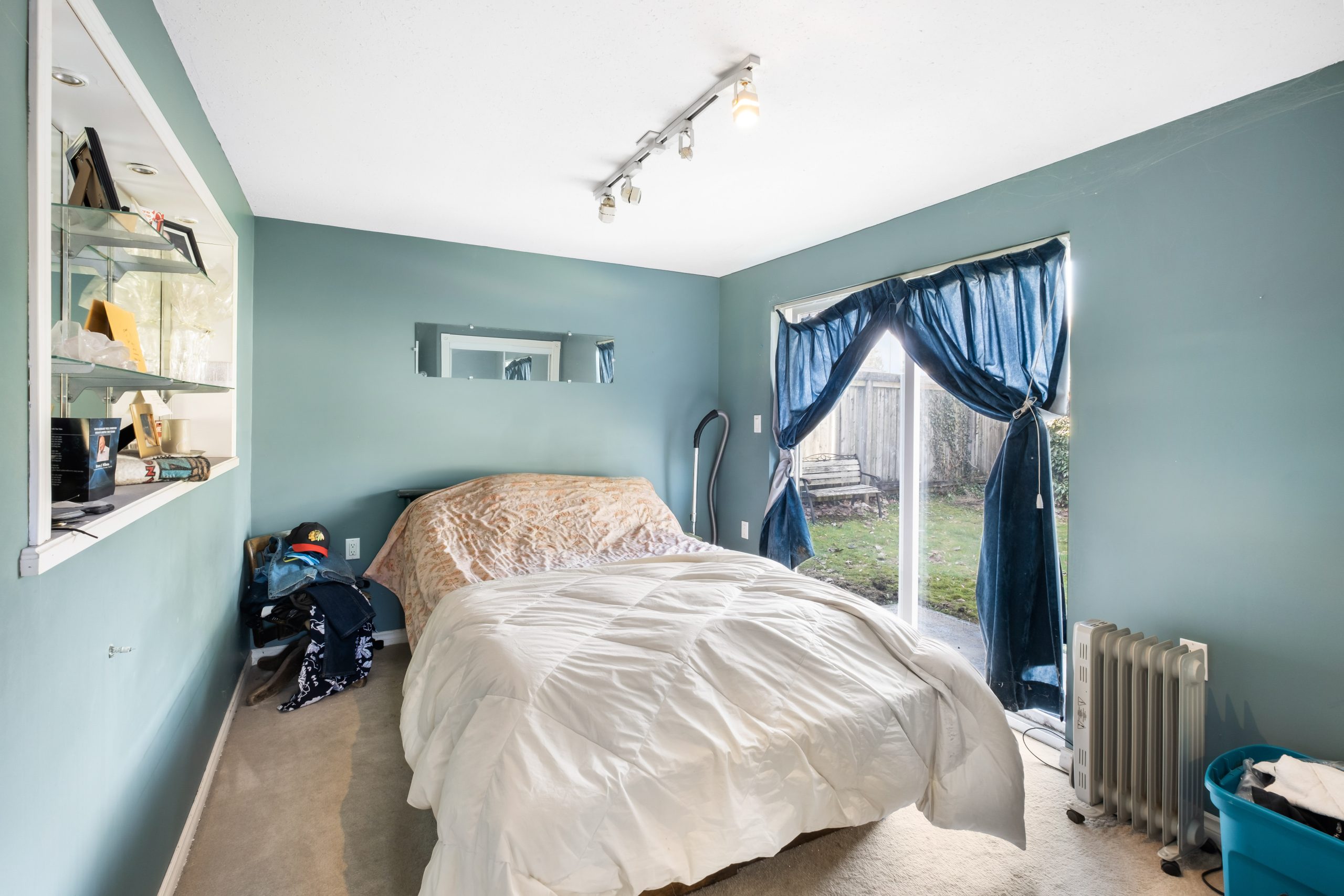 1661 Foster Avenue, Coquitlam 33