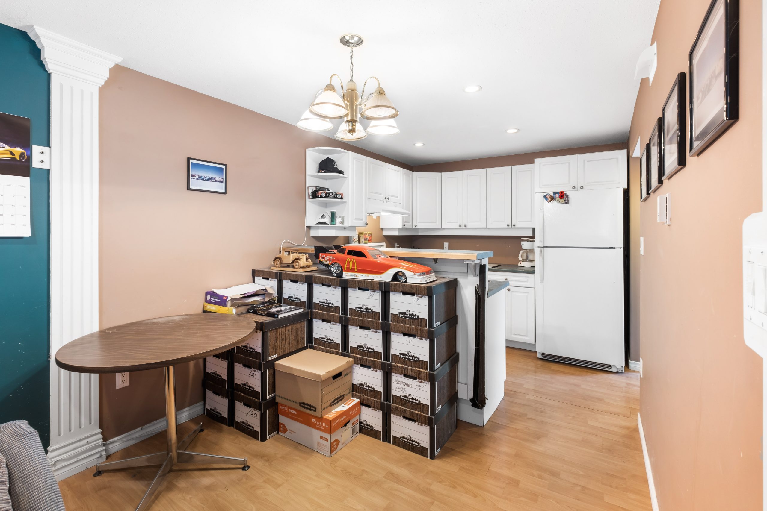 1661 Foster Avenue, Coquitlam 40