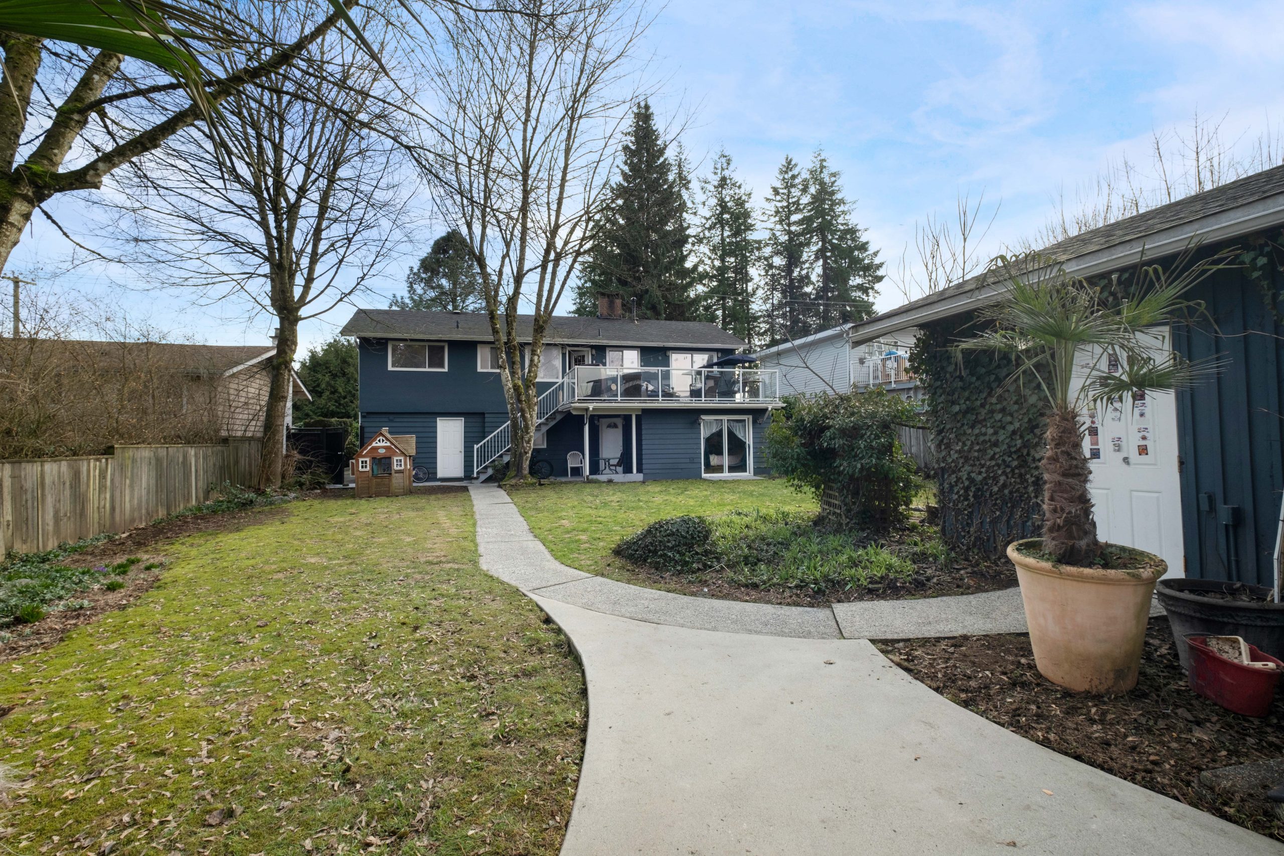 1661 Foster Avenue, Coquitlam 5
