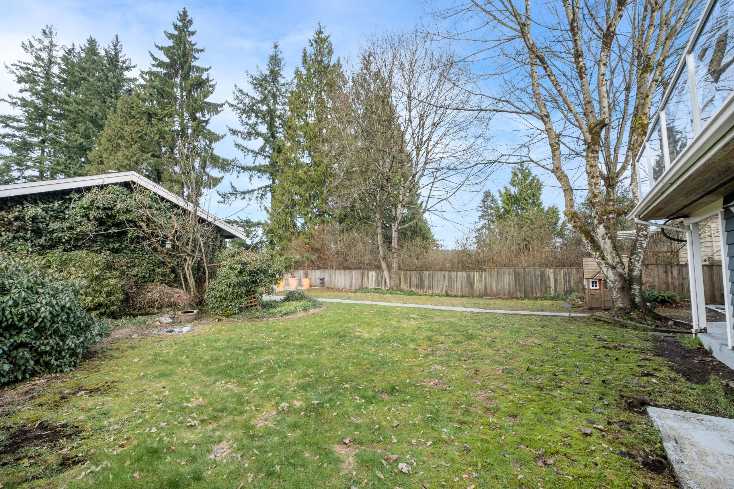 1661 Foster Avenue, Coquitlam 44