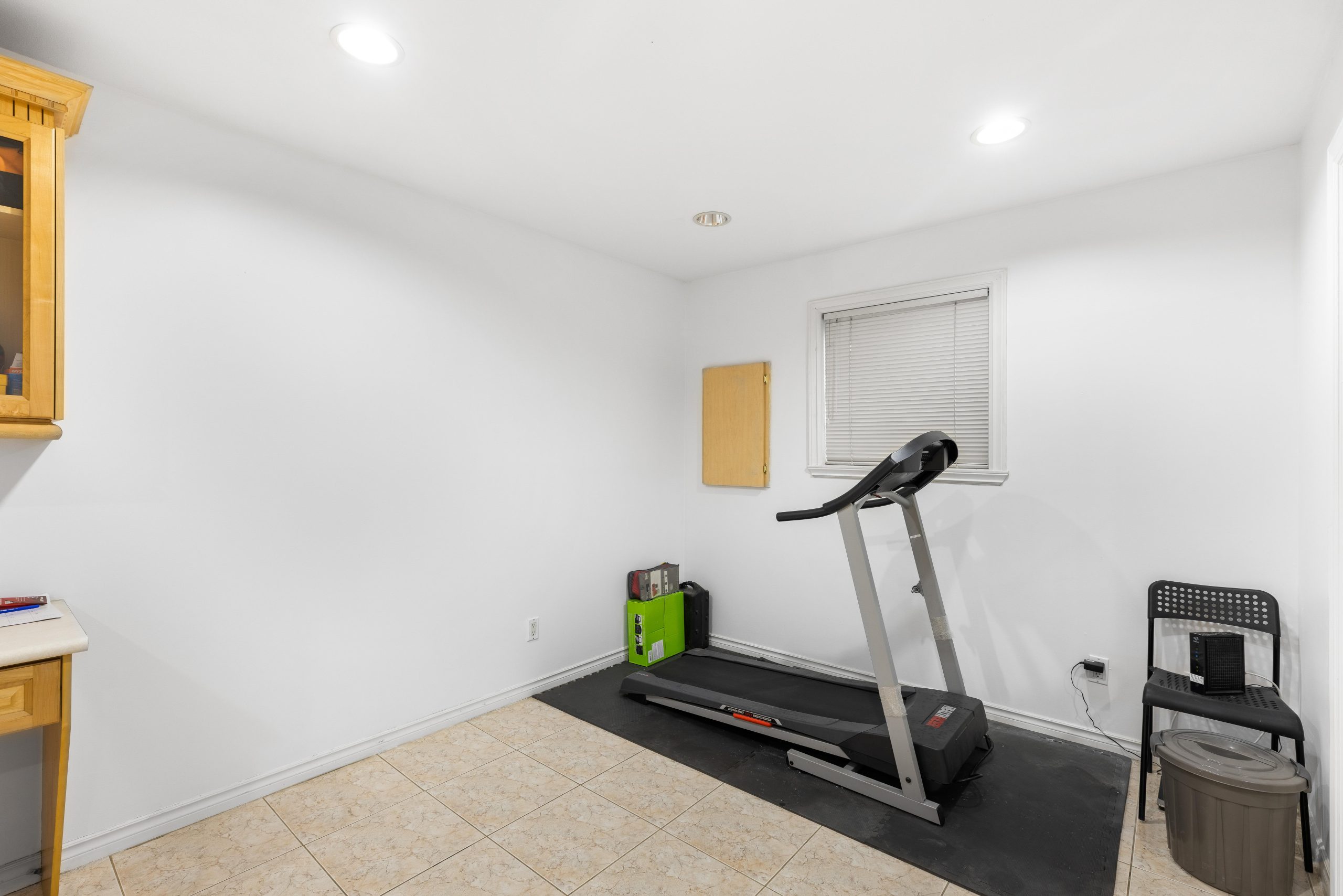 5957 WOODSWORTH STREET, Burnaby North, Central BN, V5G 1S9 13