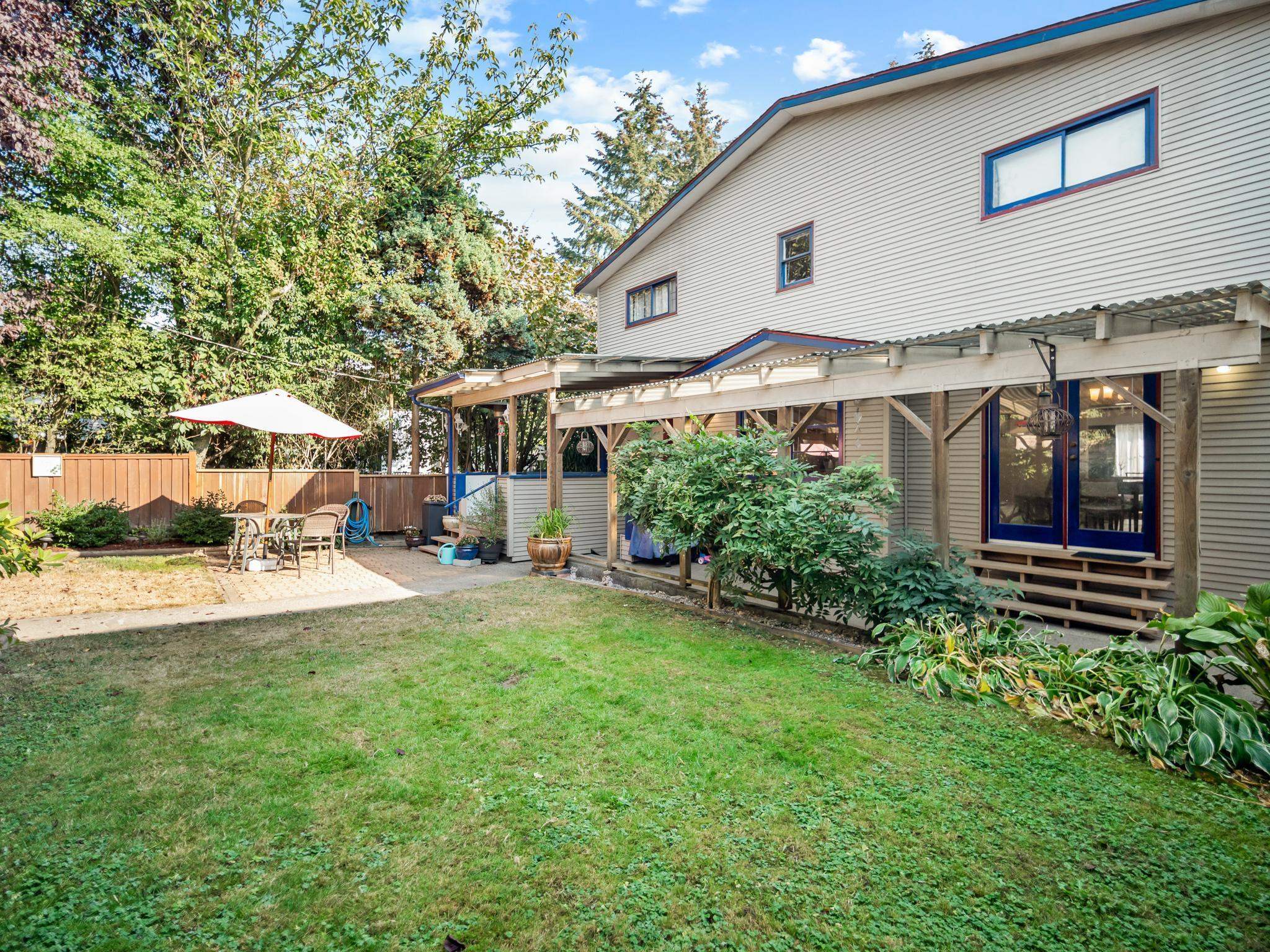 609 E COLUMBIA STREET 35