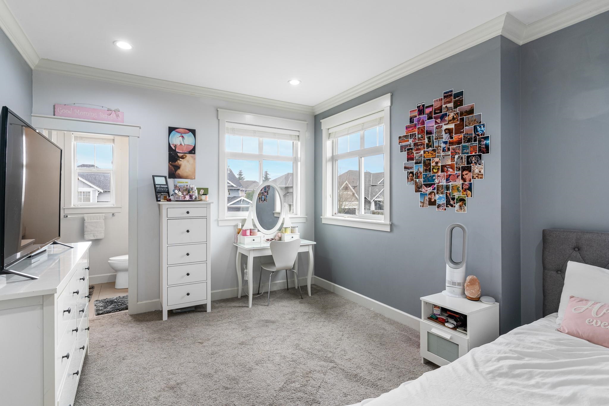 19670 70A AVENUE 27