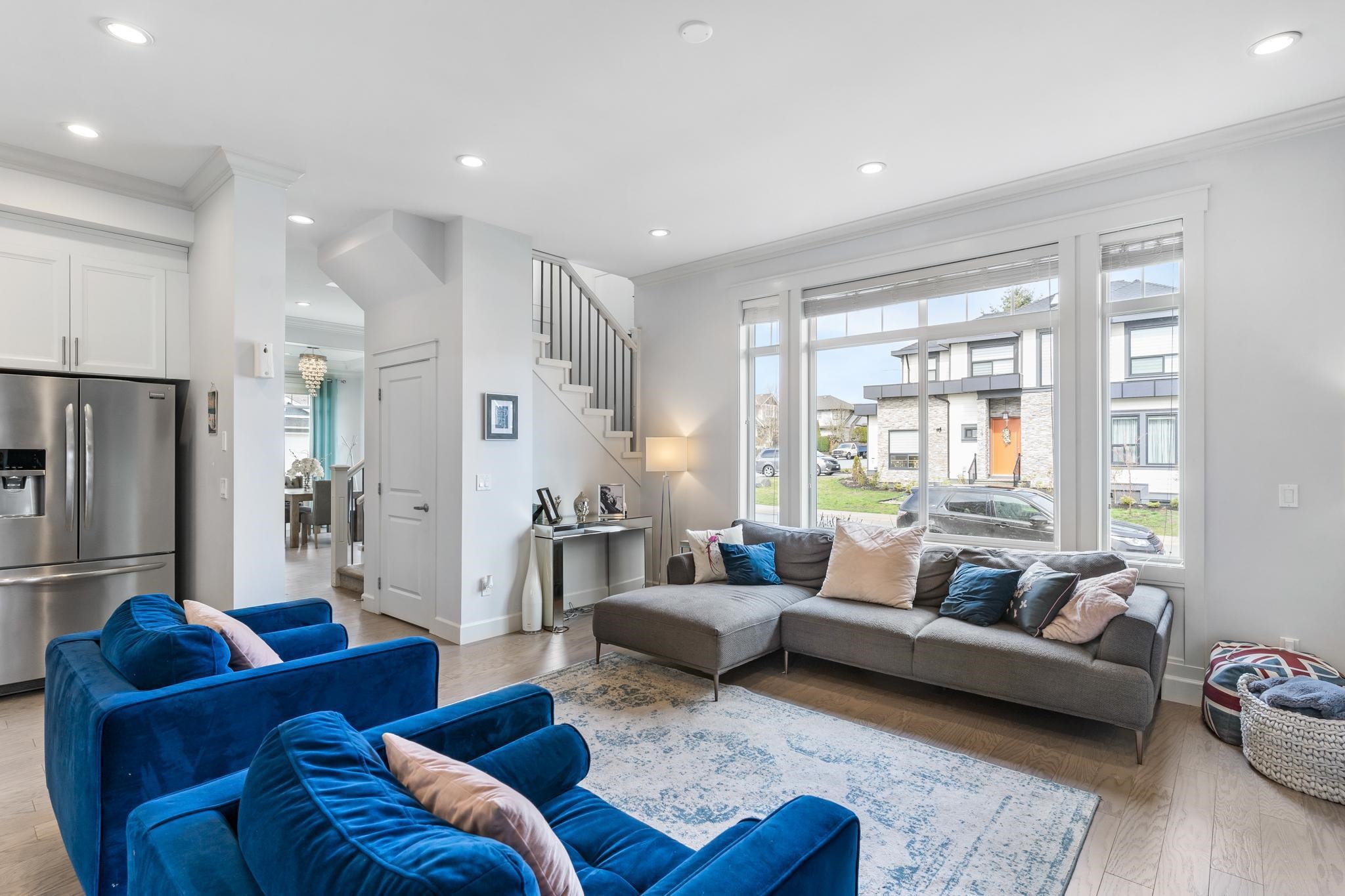 19670 70A AVENUE 8
