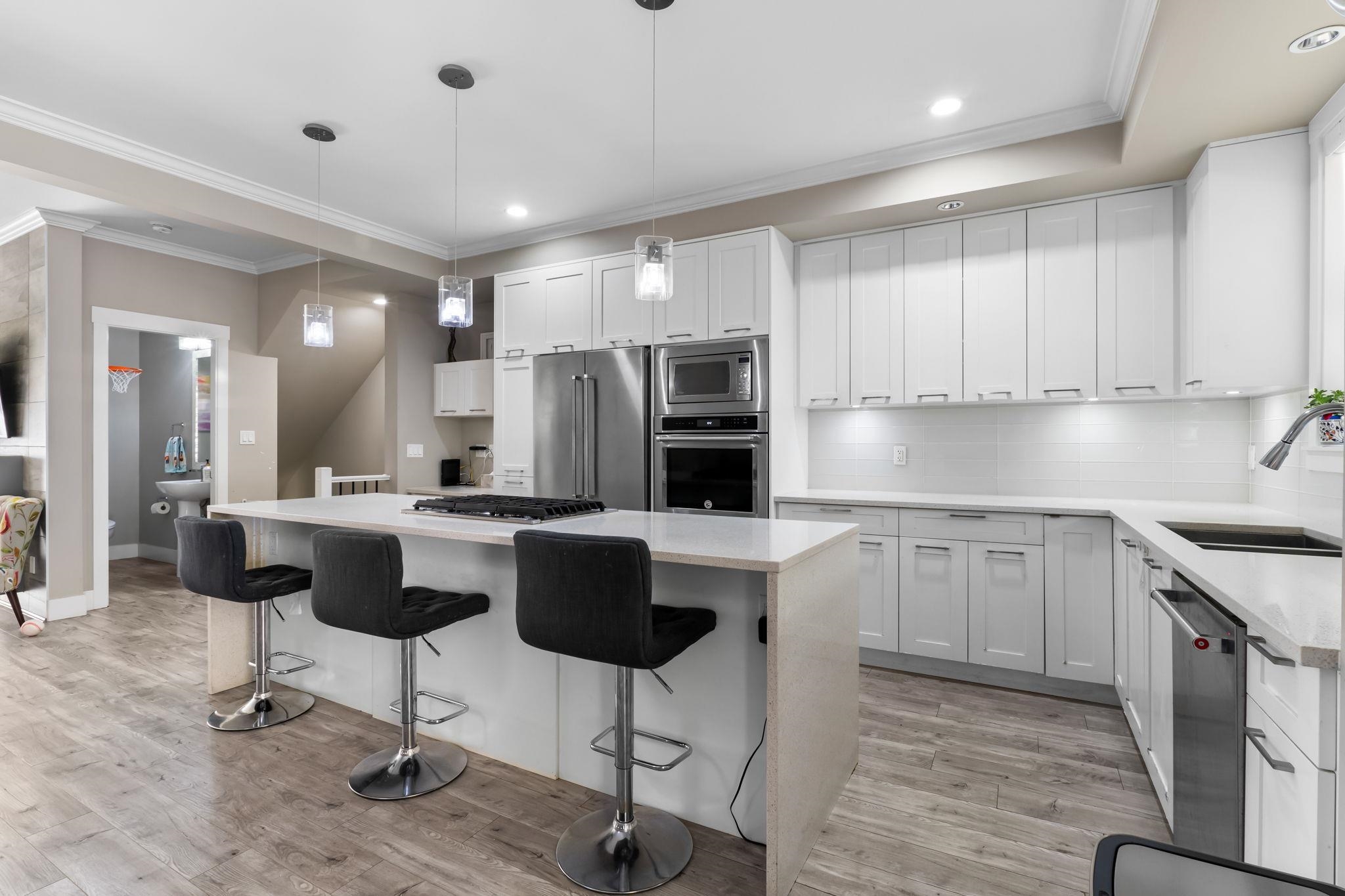 205 16488 64 AVENUE 14