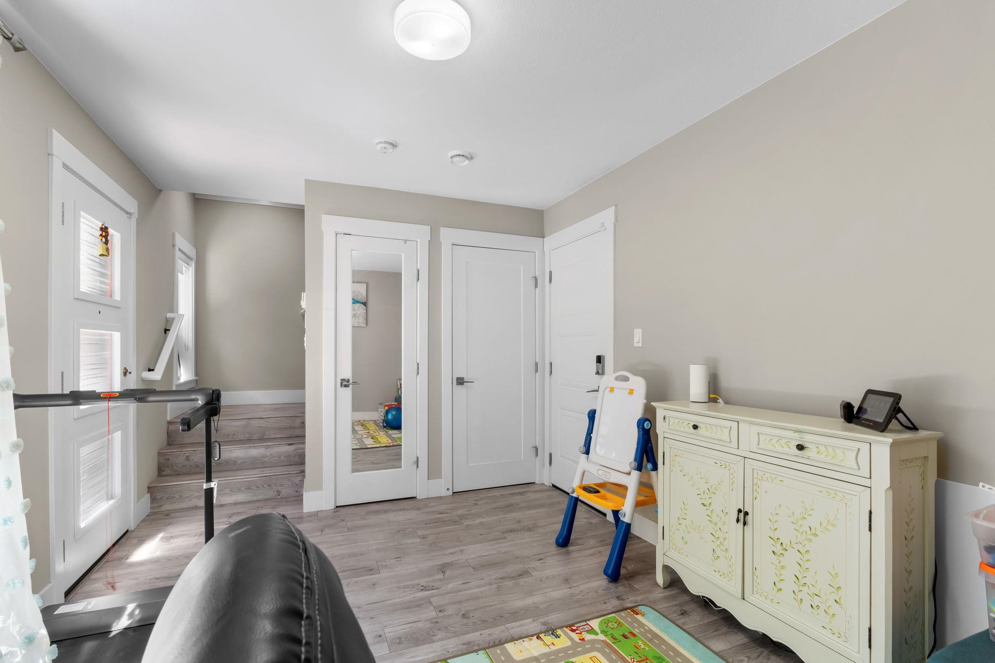 205 16488 64 AVENUE 15