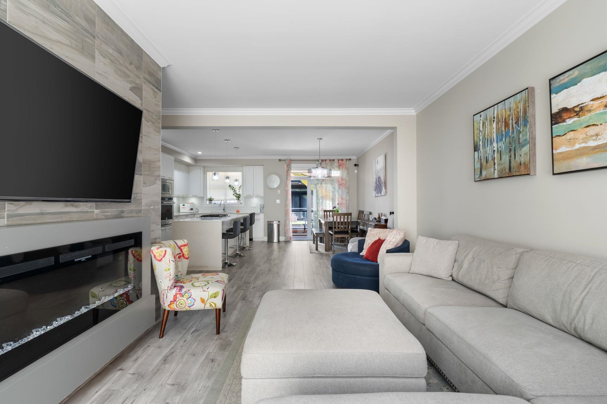205 16488 64 AVENUE 6