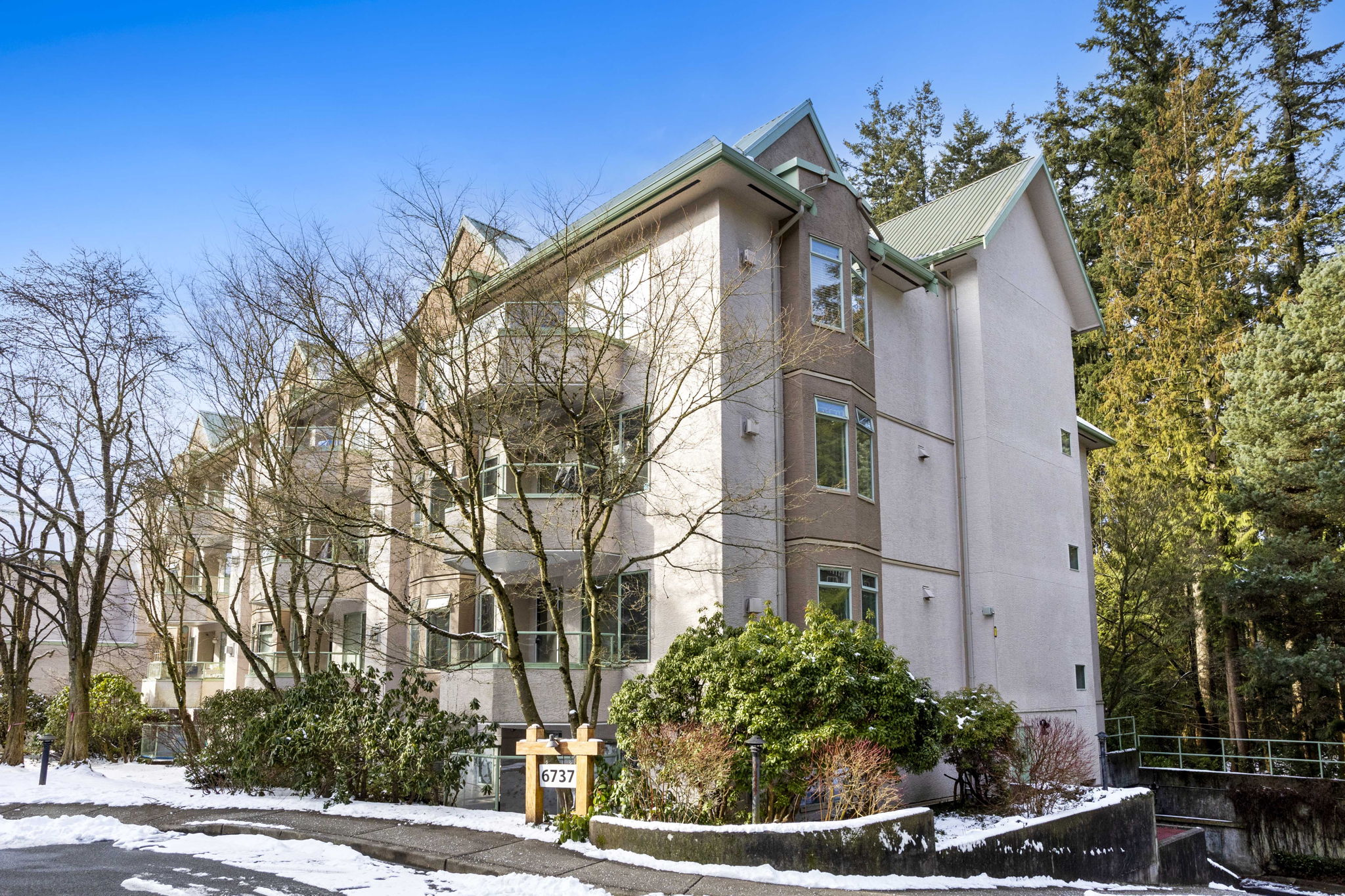 407 6737 STATION HILL COURT 3