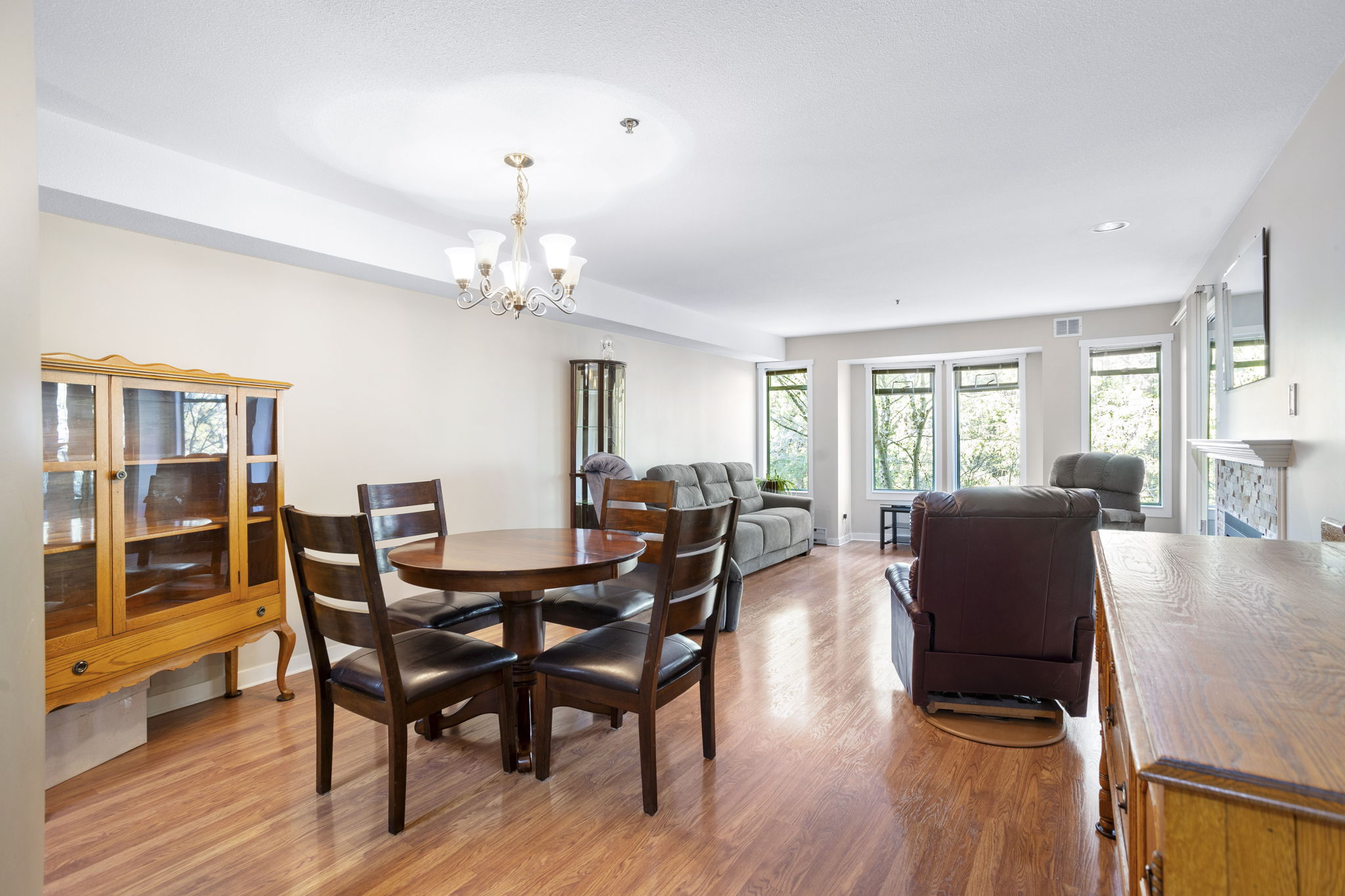 407 6737 STATION HILL COURT 5