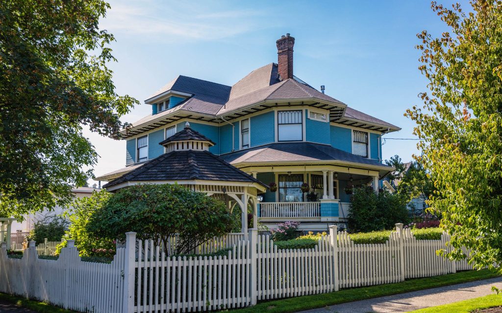 Downsizing in 2025: Why Baby Boomers Are Choosing Queen’s Park & Massey Heights