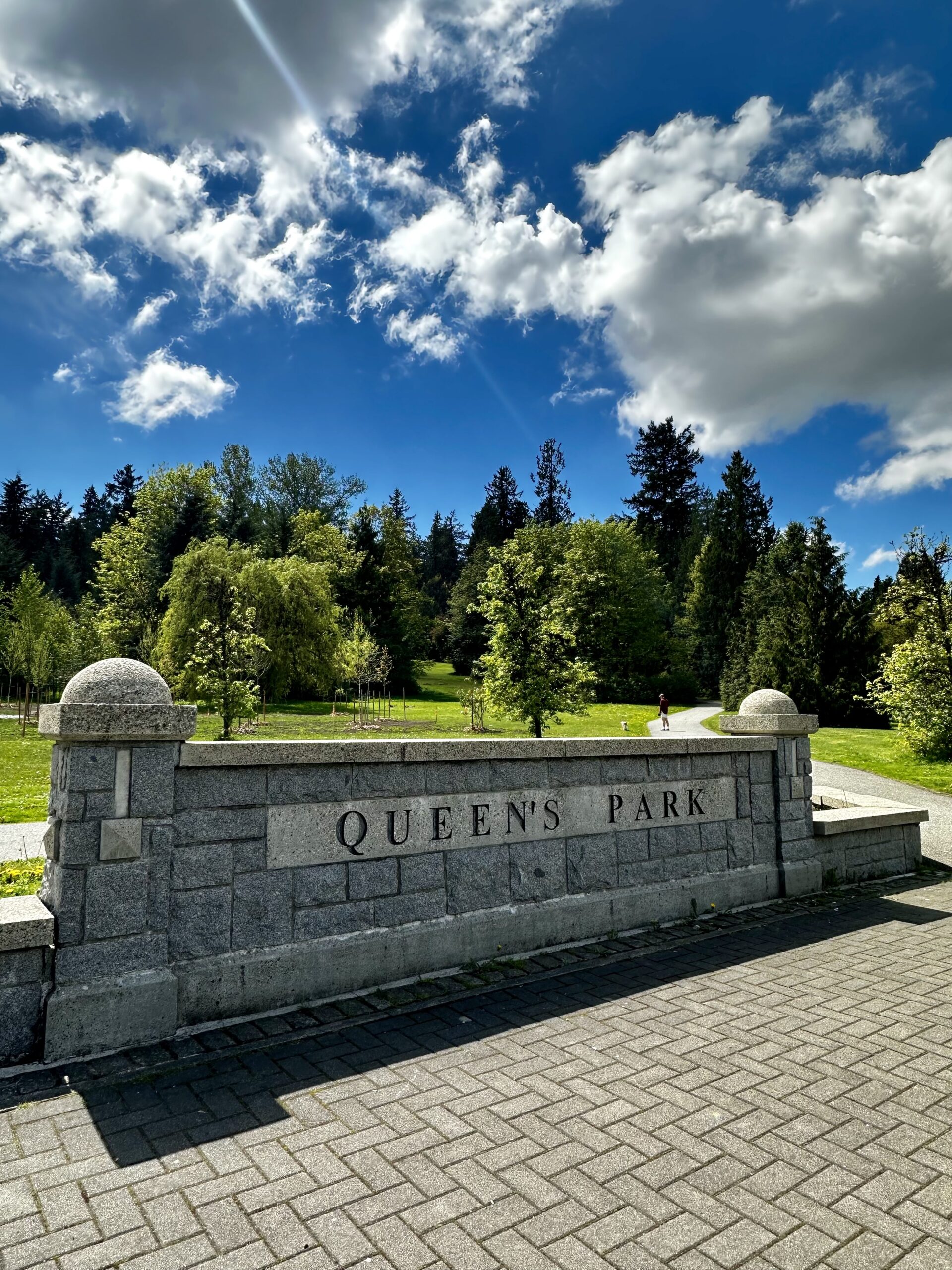 Queens Park New Westminster main park entrance