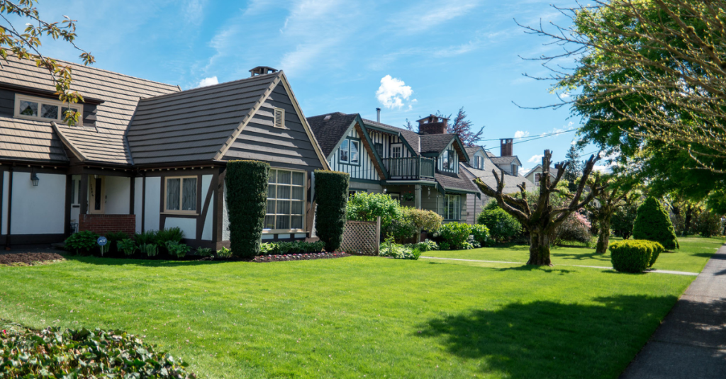 Neighbourhood Spotlight: Glenbrooke North – A Neighbourhood That Feels Like Home